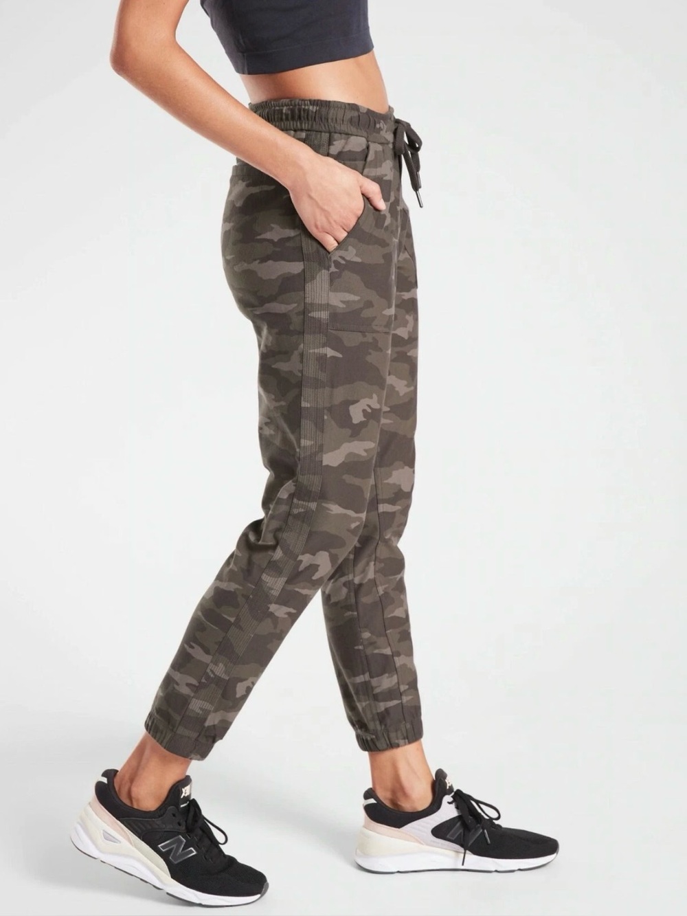Athleta Farallon Jogger Pants Camo Utility Drawstring Size 0